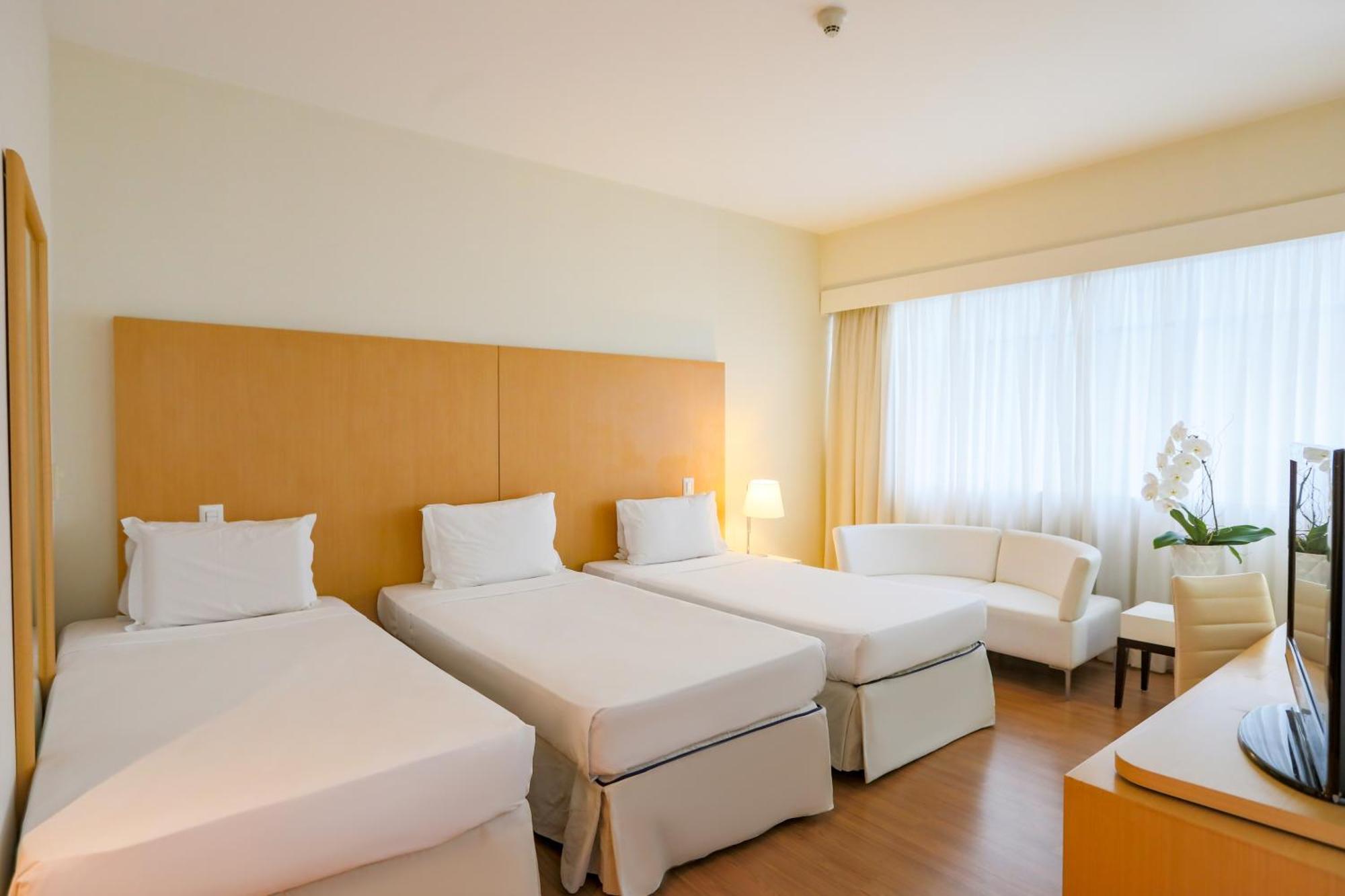 Pestana Curitiba Hotel Buitenkant foto
